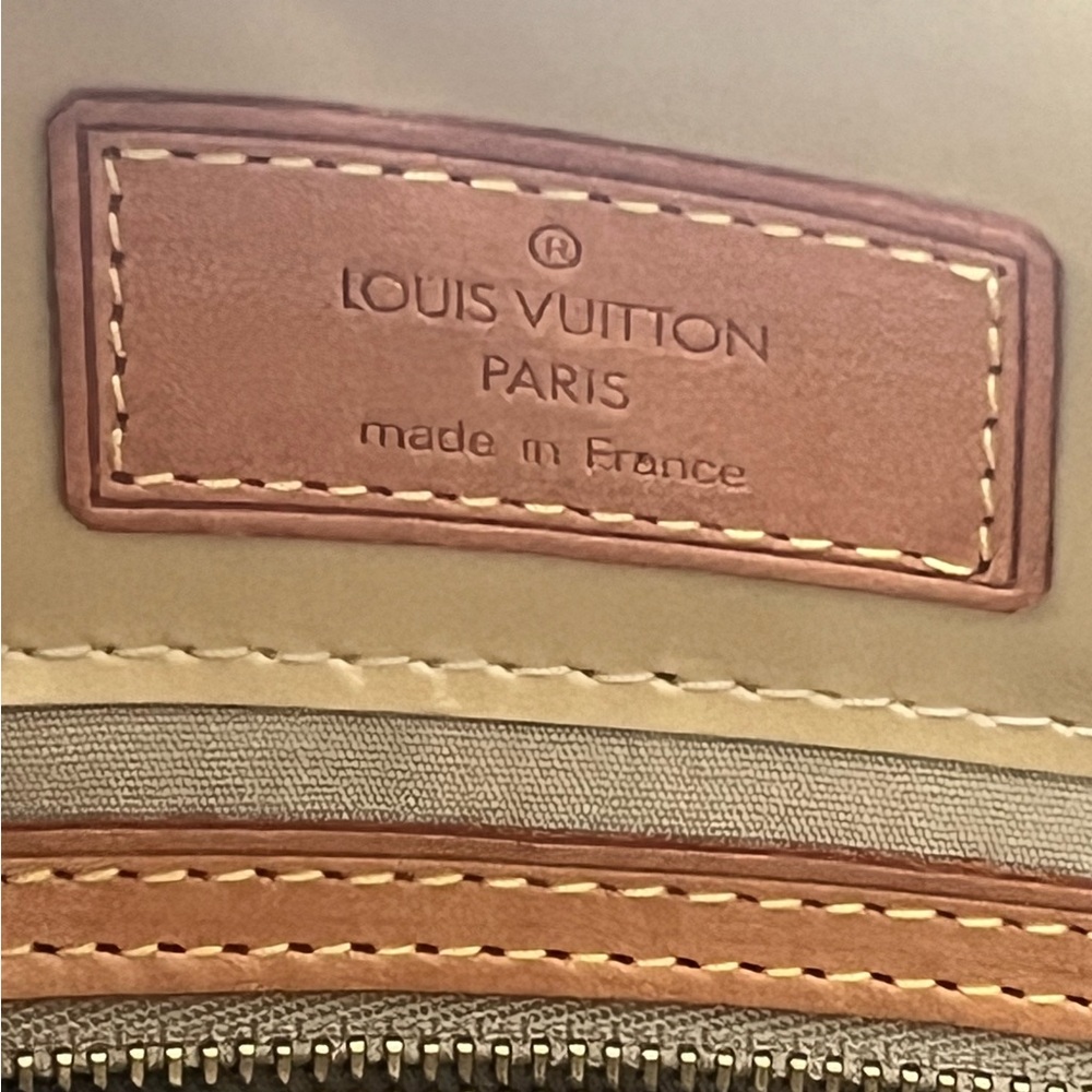 Louis Vuitton LV Reade PM Yellow Vernis Handbag- Vintage EUC - Picture 10 of 16